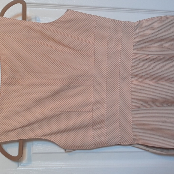Kay Unger Dress. Size 6  Orange and Ivory. Small Stripe Detailing. - Picture 6 of 9